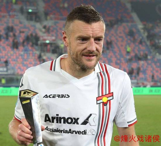 38岁瓦尔迪狂飙:单刀+空门 加冕MVP!意甲近6场轰4球 38岁瓦尔迪狂飙:单刀+空门 加冕MVP!意甲近6场轰4球