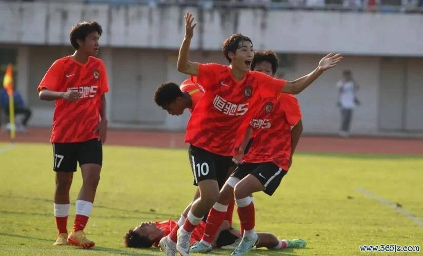 跳级入选U22国足！布尼亚明：仍梦想前往欧洲发展