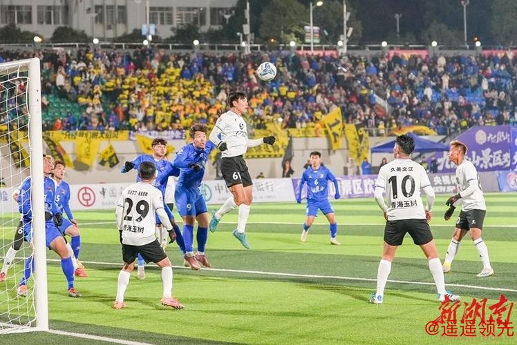 CMG群众足球邀请赛 玉树队战胜呼和浩特队